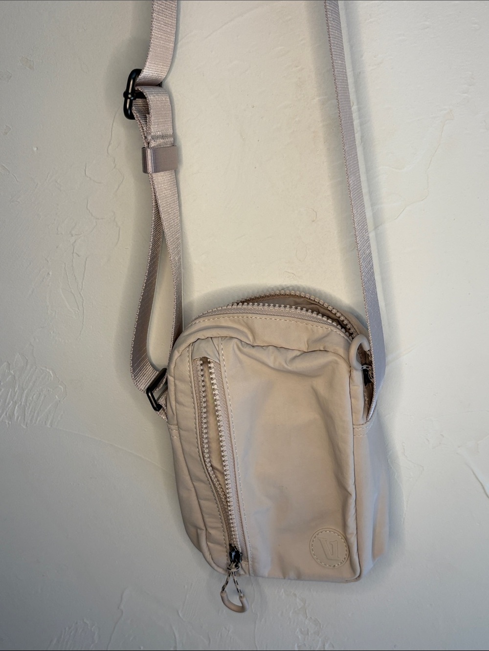 Vuori Pale Beige Crossbody Bag